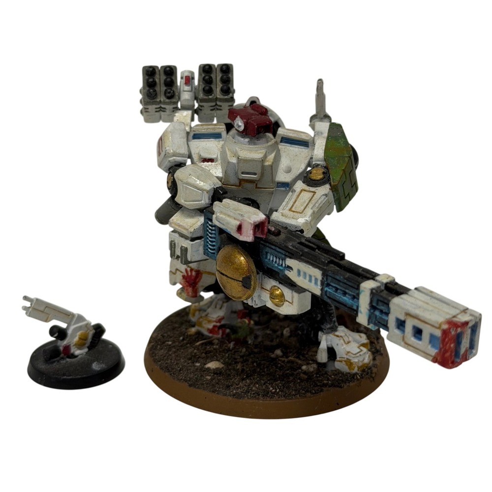 Warhammer 40k Tau Empire XV88 Broadside Battlesuit Painted Heavy Rail Rifle